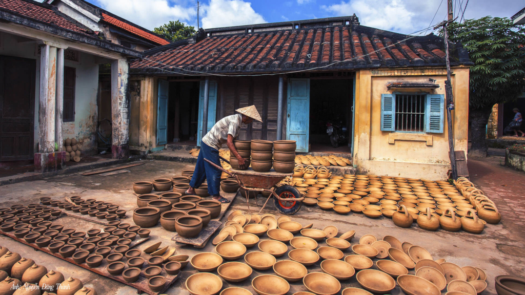 A DIFFERENT WAY TO EXPERIENCE HOI AN: COFFEE, CRAFT VILLAGES, QUIET BEACHES, AND FRESH SEAFOOD IN THE OLD TOWN