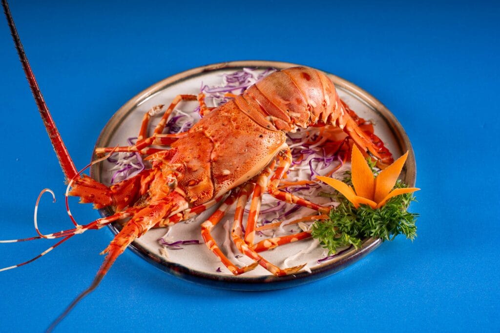 Why locals love live-tank seafood at White Sail Hoi An