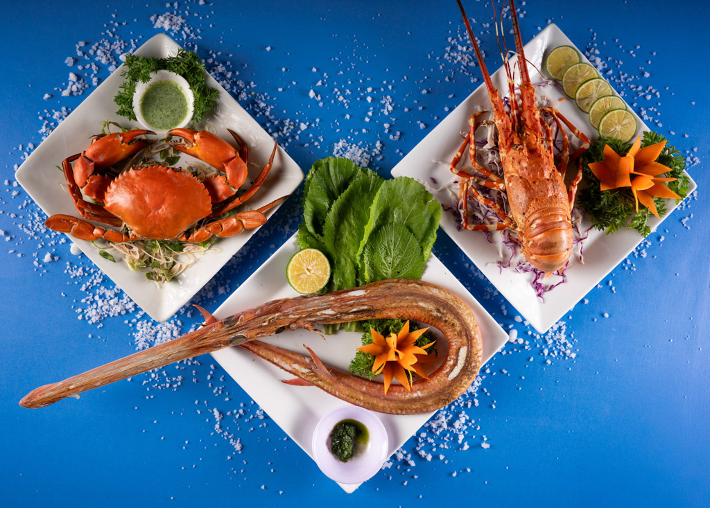 white-sail-hoi-an-sea-food-restaurant-old-town-must-try-4