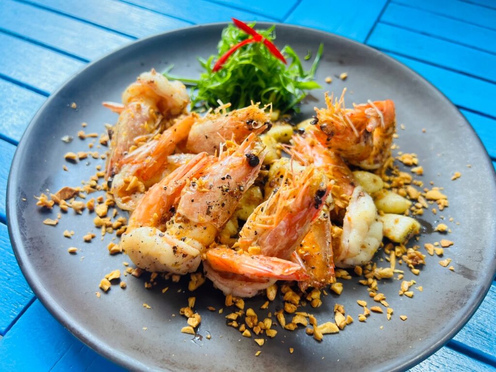 must-try-seafood-dishes-at-white-sail-hoi-an-old-town-1